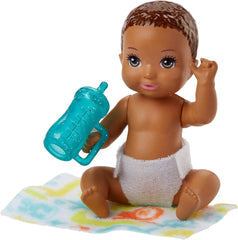 Barbie Babysitters Inc. Diaper Baby Story Pack with Brown Hair | FHY81