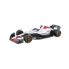 Bburago Red Bull RB21 #1 Max Verstappen Japan GP 2025 1:18 Die-Cast Model Car | 18-18005