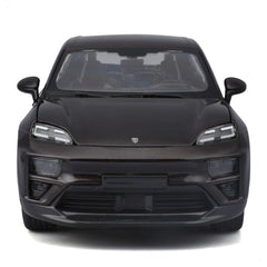 Bburago Porsche Macan Turbo Electric 1:24 Die-Cast Model Car